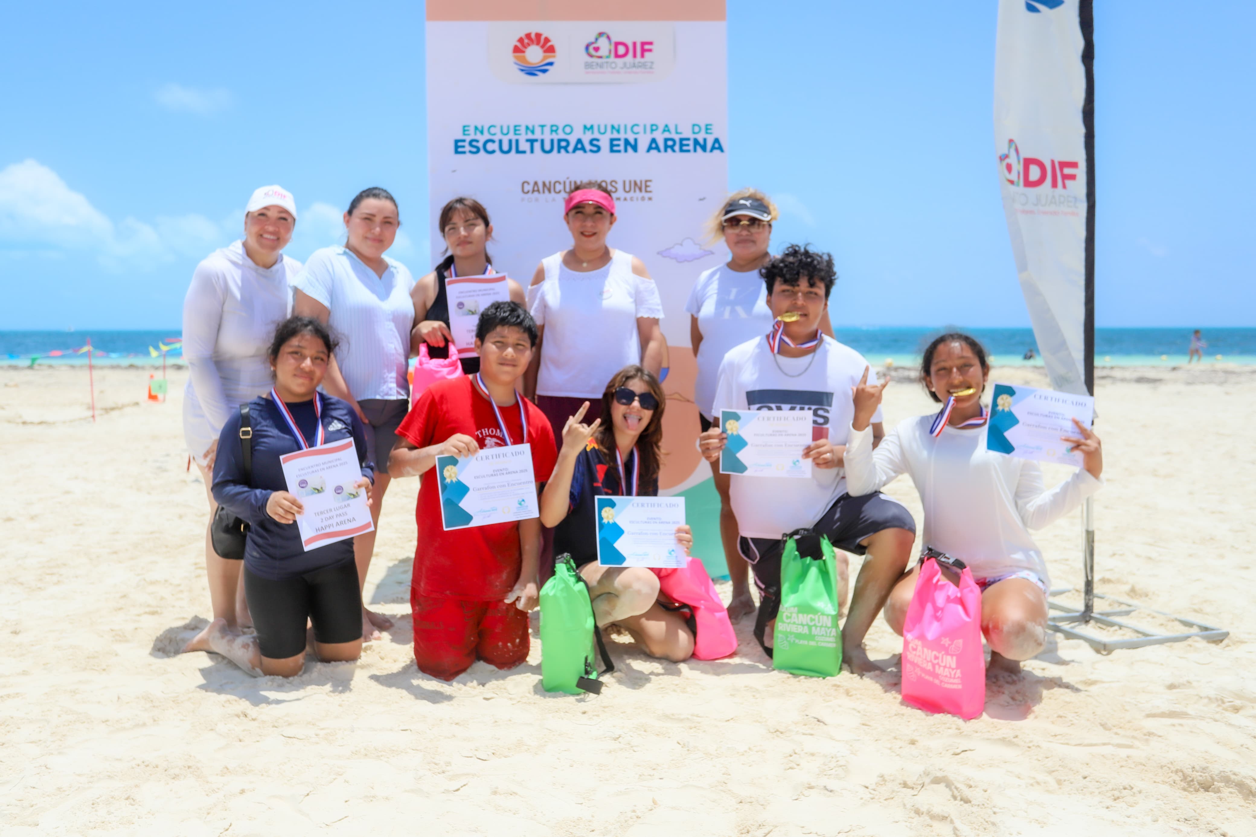 uploads/6/32/01 (1942).Jpeg